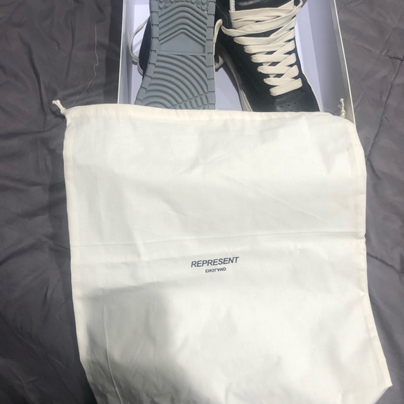 Represent reptor size 44